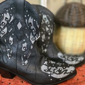 Black and Silver Embellished Women's Cowboy Boots